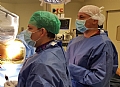 טיפול בהזרקת תאי גזע לטיפול בנמק א-וסקולרי של ראש עצם הירך