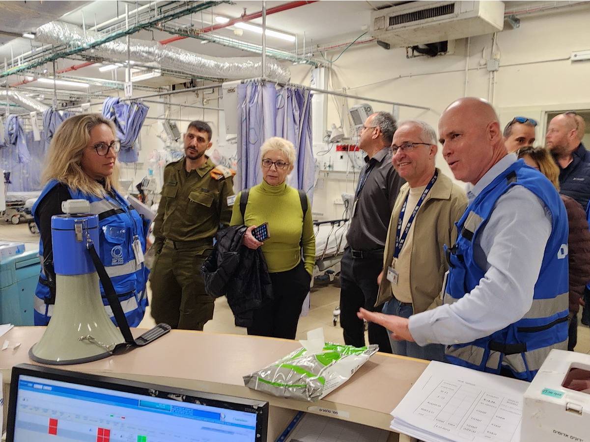 סיור בחדר המיון התת-קרקעי בהלל יפה